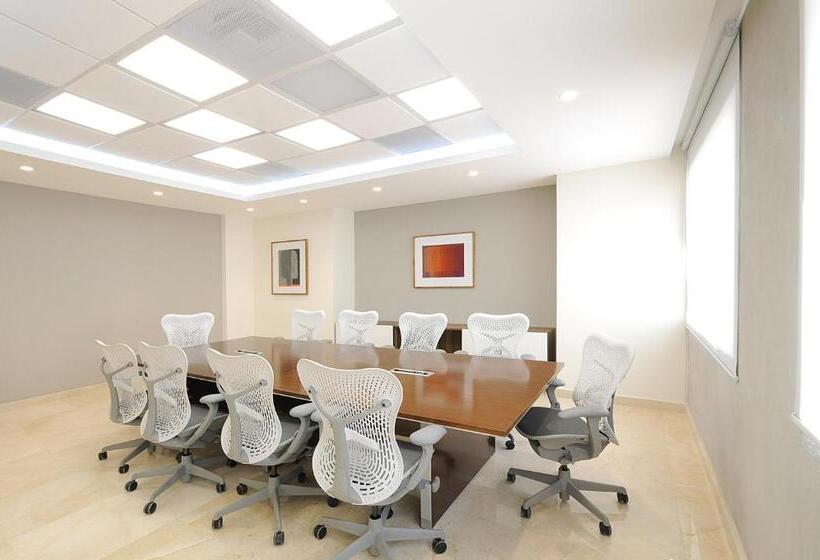 فندق Holiday Inn Express Puerto Vallarta, An Ihg