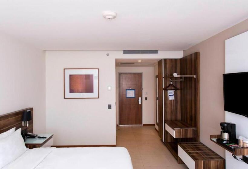 فندق Holiday Inn Express Puerto Vallarta, An Ihg