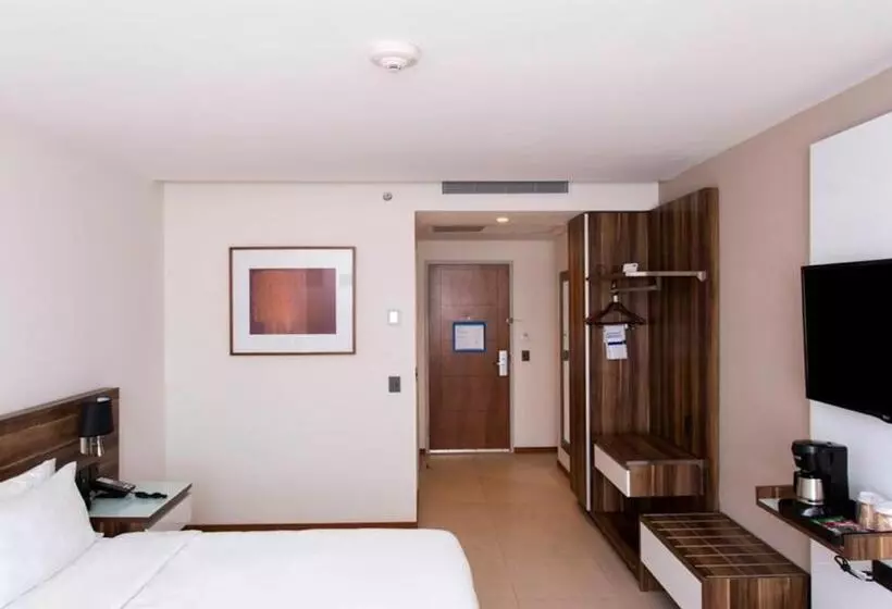 호텔 Holiday Inn Express Puerto Vallarta, An Ihg