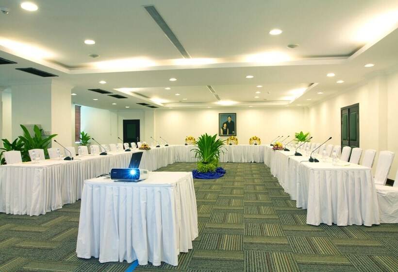 فندق Sokhalay Angkor Villa Resort