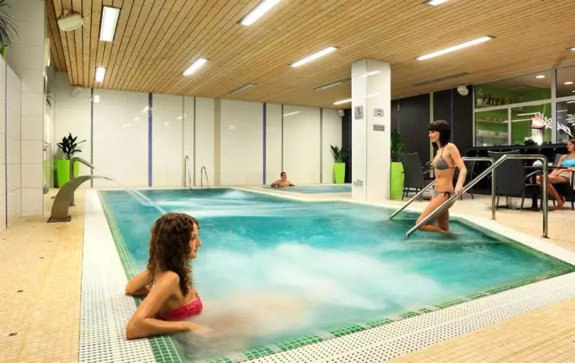 هتل Wellness  Orion