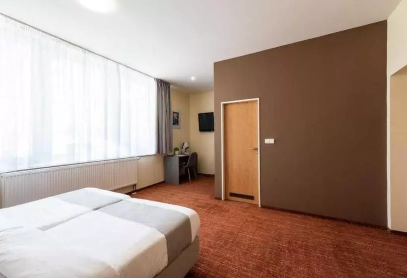 هتل Wellness  Orion