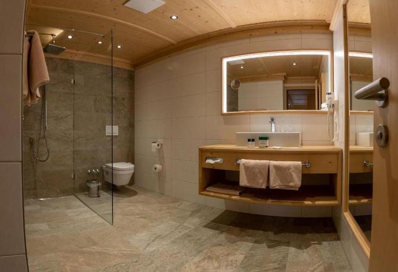 Общежитие Gasthof Tannen Alm