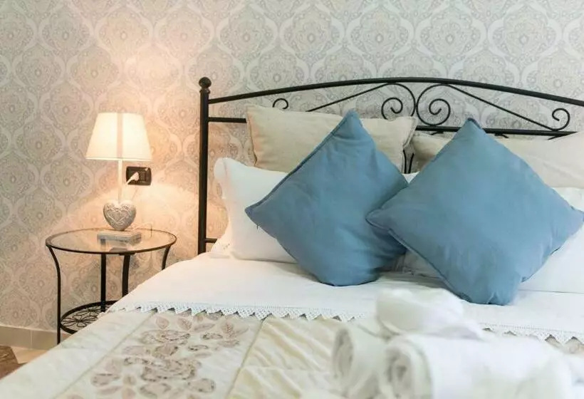 ベッドアンドブレックファースト Camera Ardea