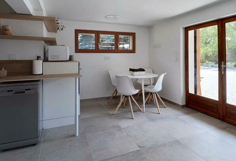 Bed and Breakfast Chalet Les Cols   Chambres Avec Terrasse & Jardin   Proche De La Nouvelle Gare