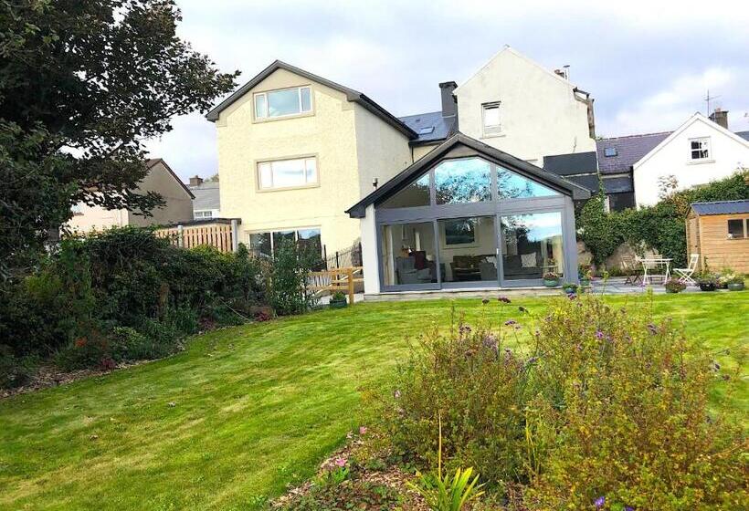 مبيت وإفطار Dingle Garden Townhouse