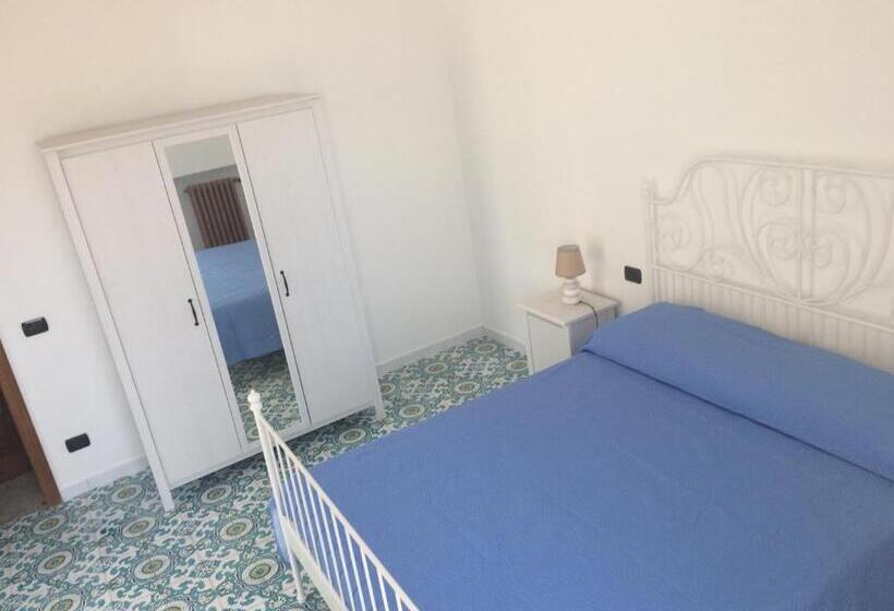 Bed and Breakfast The Reef House