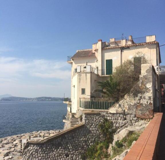 Bed and Breakfast The Reef House