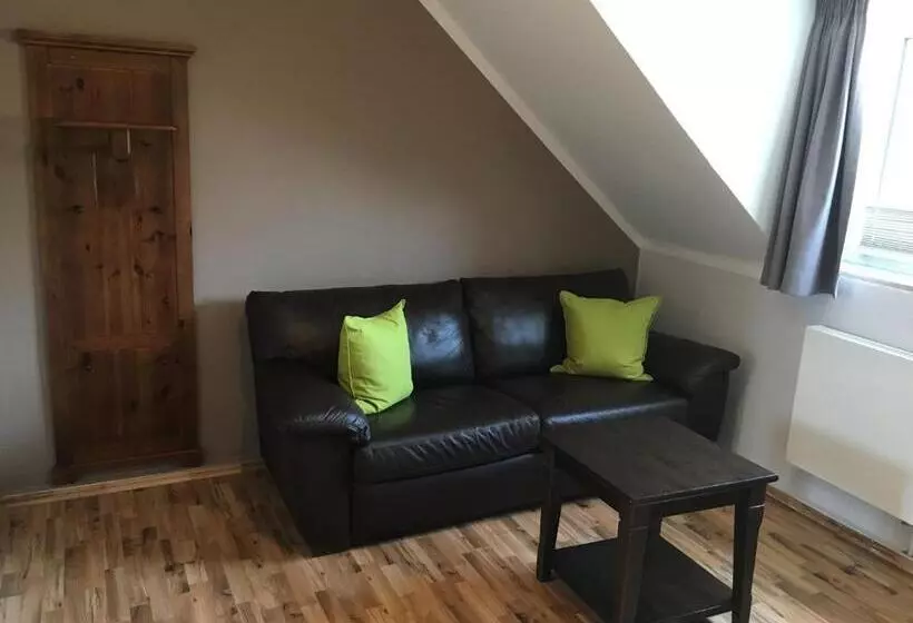 Eberl Hotel Pension München   Feldmoching