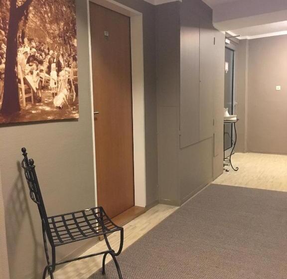 Eberl Hotel Pension München Feldmoching