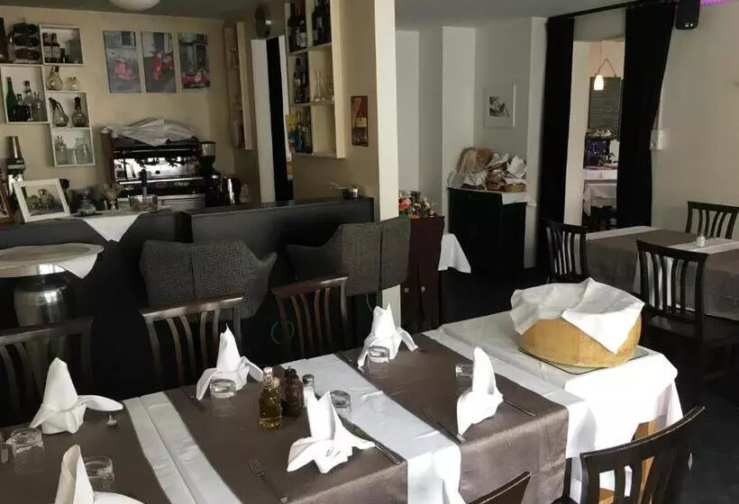 Eberl Hotel Pension München   Feldmoching