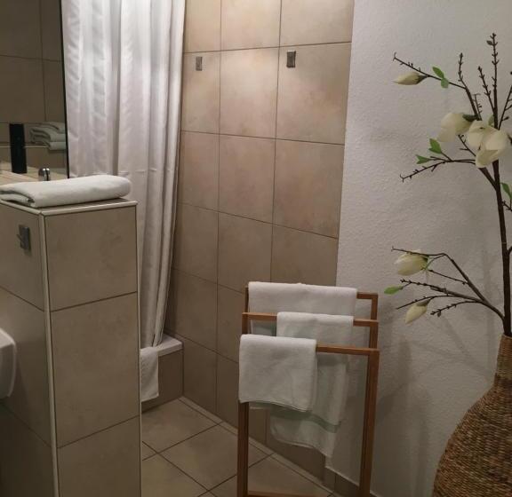 Eberl Hotel Pension München Feldmoching