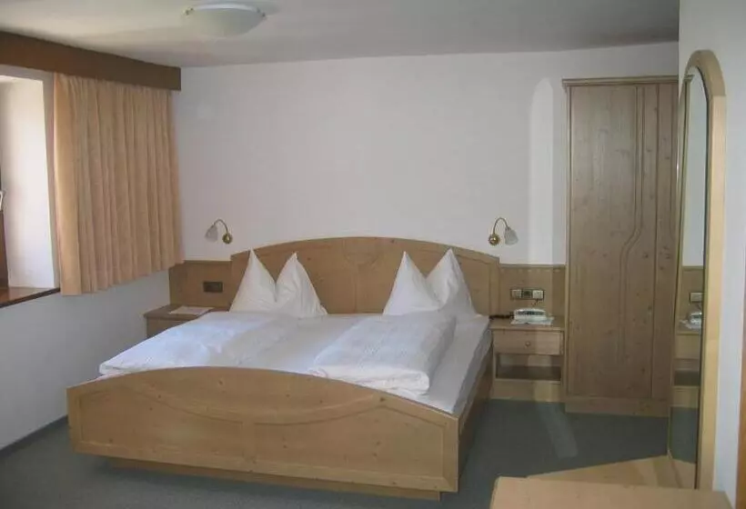 Gasthof Pension Rössl