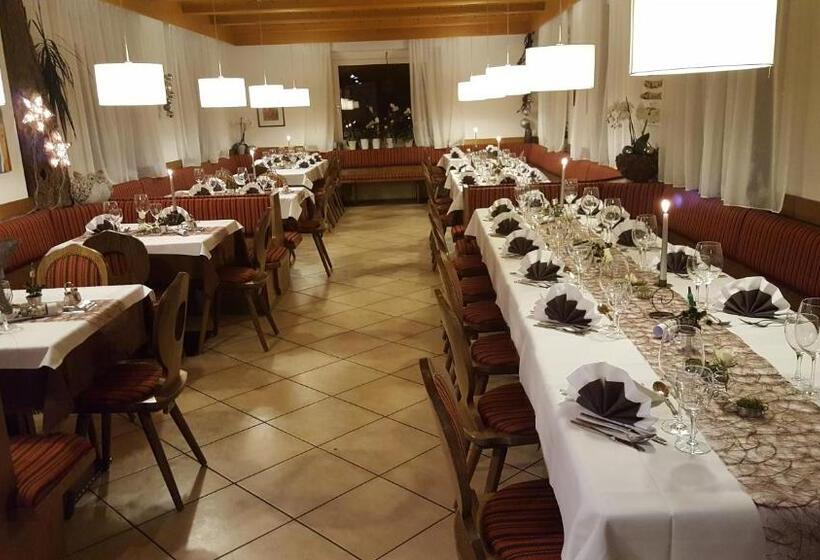 Gasthof Pension Rössl