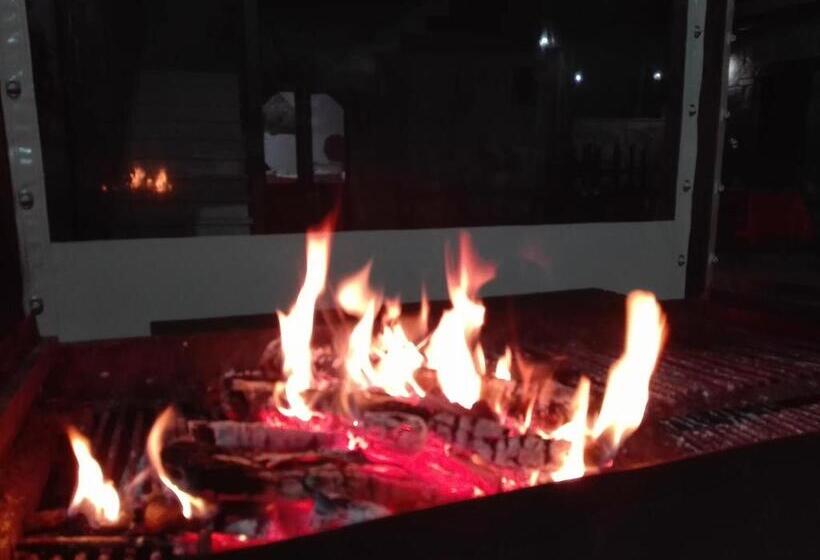 בית מלון כפרי Borgo Degli Amici