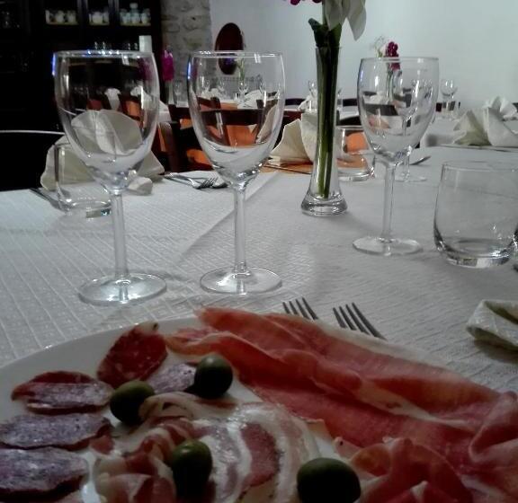 בית מלון כפרי Borgo Degli Amici