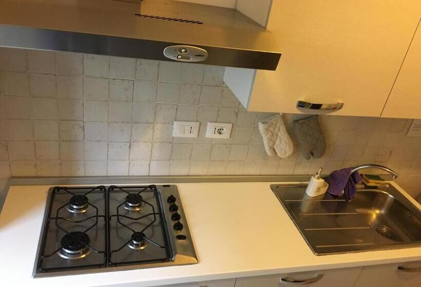 پانسیون Alloggio Urbano  Stazione