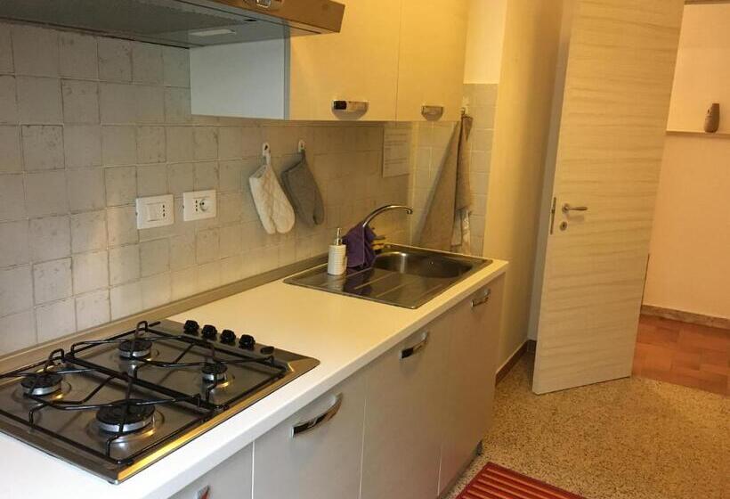 پانسیون Alloggio Urbano  Stazione