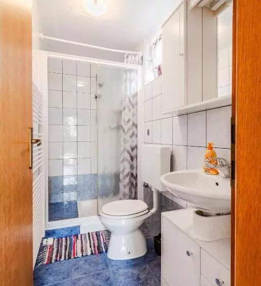 پانسیون Apartment & Rooms Bruna Vučič