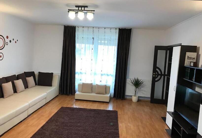 پانسیون Casa Mais