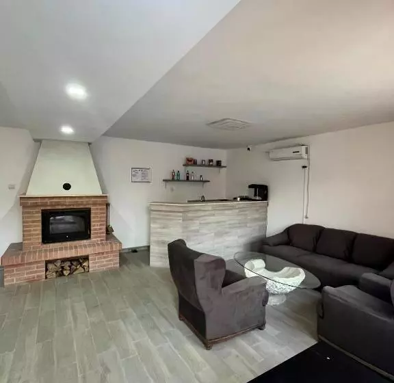 پانسیون Vila Marina&eddy