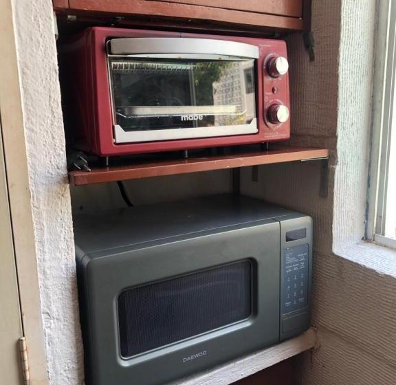 Sobre Costera, 1min La Quebrada, 3m Playas/yates