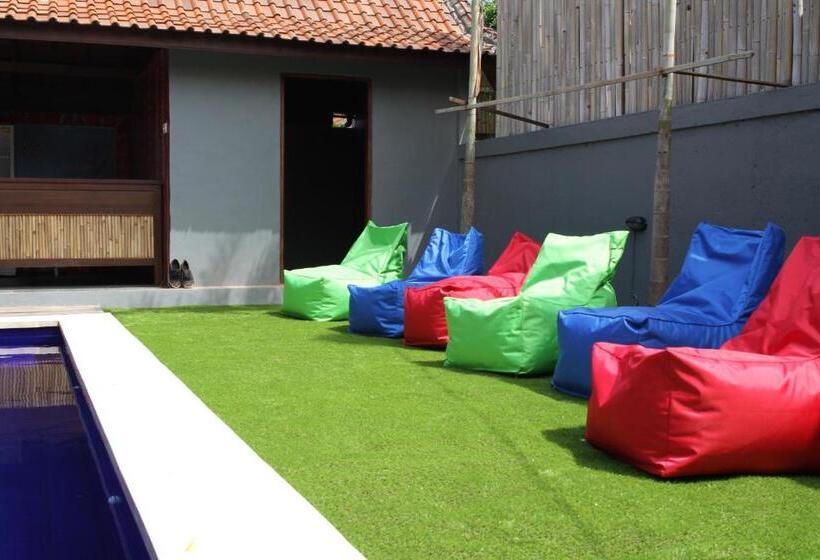 The Tipsy Gypsy Hostel