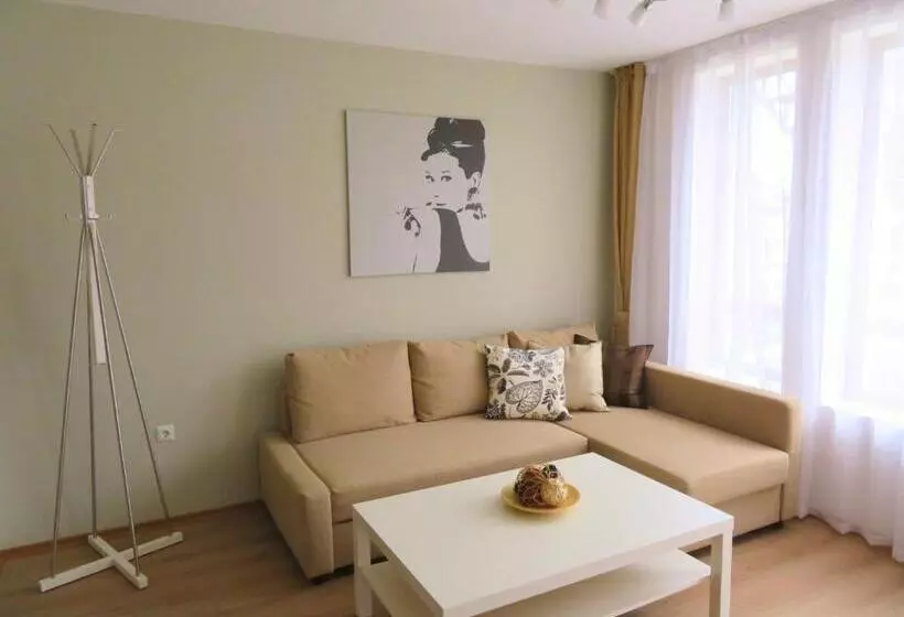 бяла виста клиф   Byala Vista Cliff