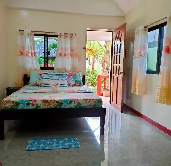 هاستل Sunshine Paradise Inn