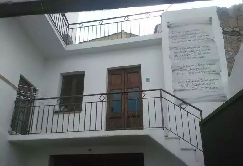 B&b Barbaricino Iun F1442