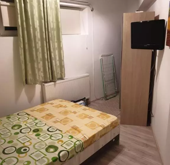 Grozavesti Apartment Near University