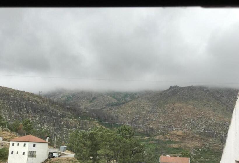 هتل Casa Do Outeirinho