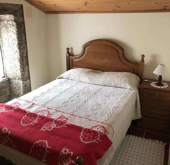 هتل Casa Do Outeirinho