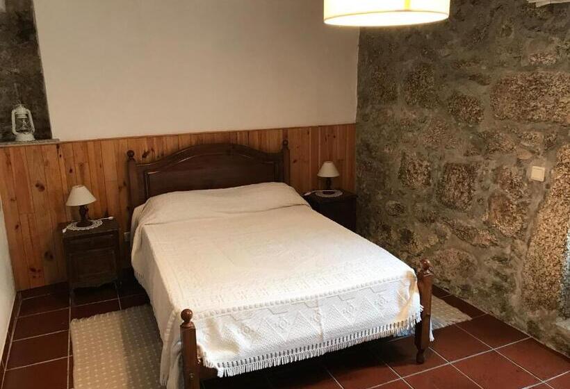 هتل Casa Do Outeirinho