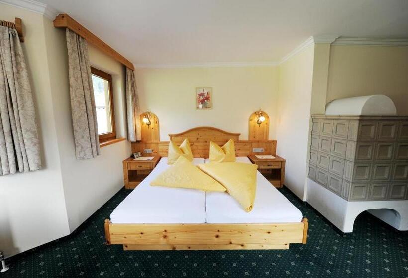 Отель Garni Landhaus Platzer