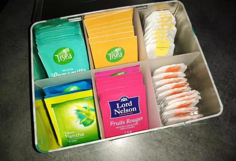 Le Roi Du Sundgau Près De La Horse   Mooslargue