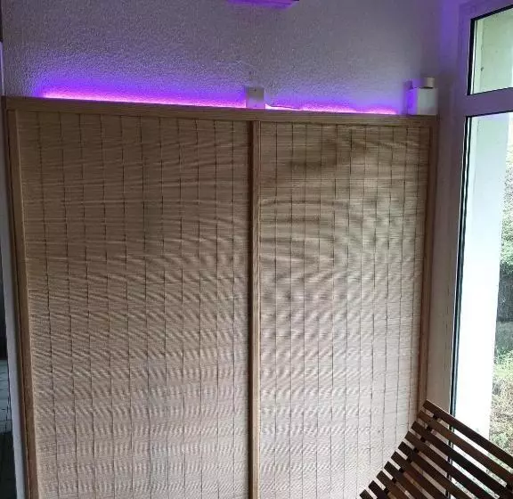 Le Roi Du Sundgau Près De La Horse   Mooslargue