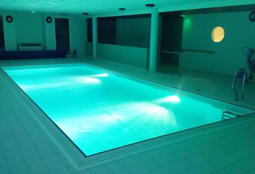 Le Roi Du Sundgau Près De La Horse Mooslargue