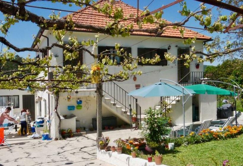 Пансион Casa Das Lages