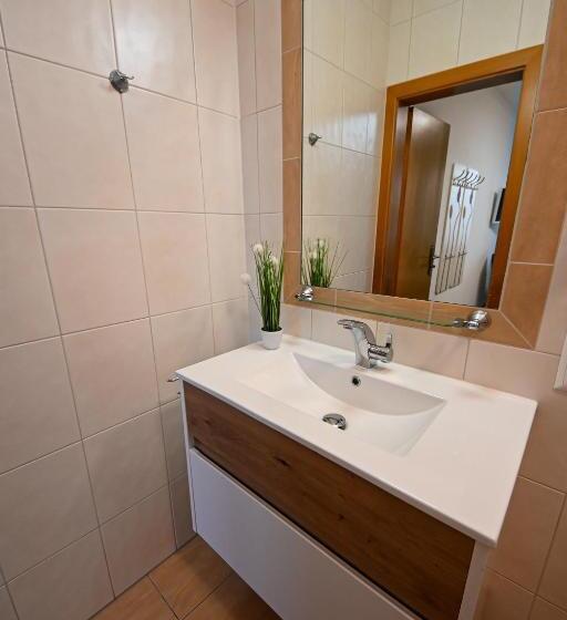 Пансион Gästehaus Zum See