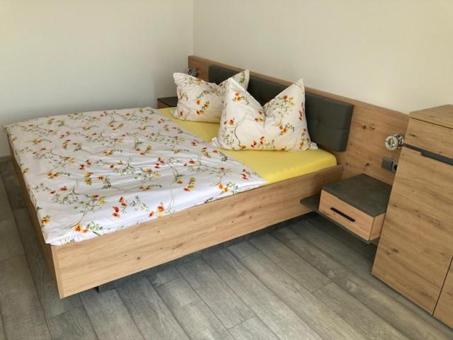 Пансион Gästehaus Zum See