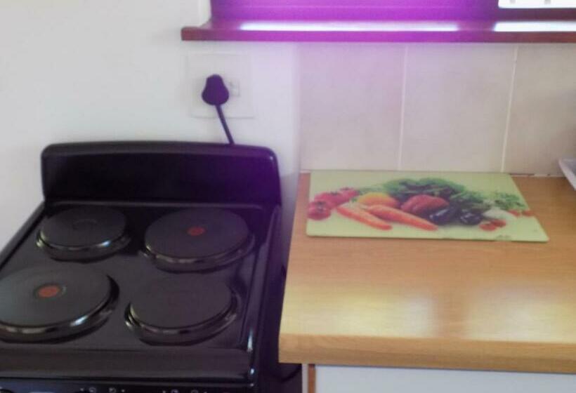 پانسیون Protea Guest House