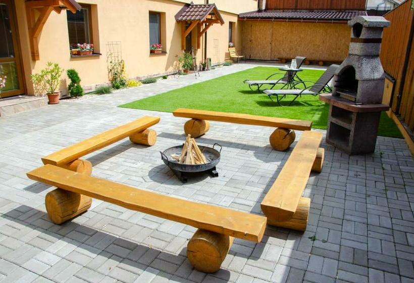 פנסיון Turistická Ubytovňa Osada