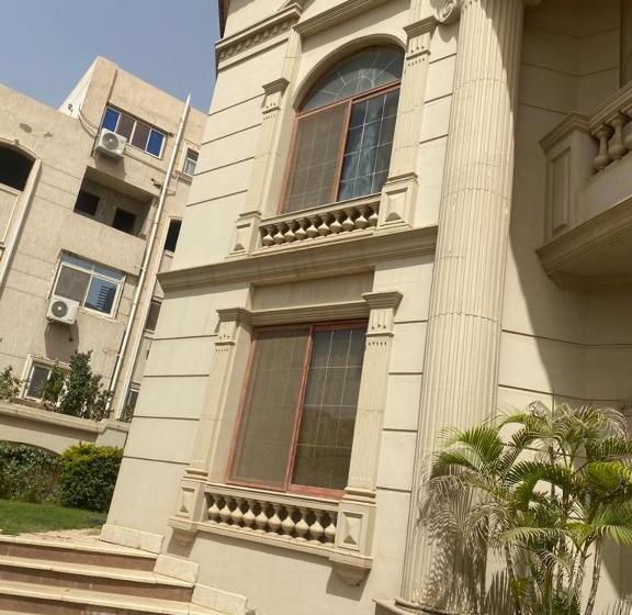 Super Luxurious Villa With Large Landscape Areas