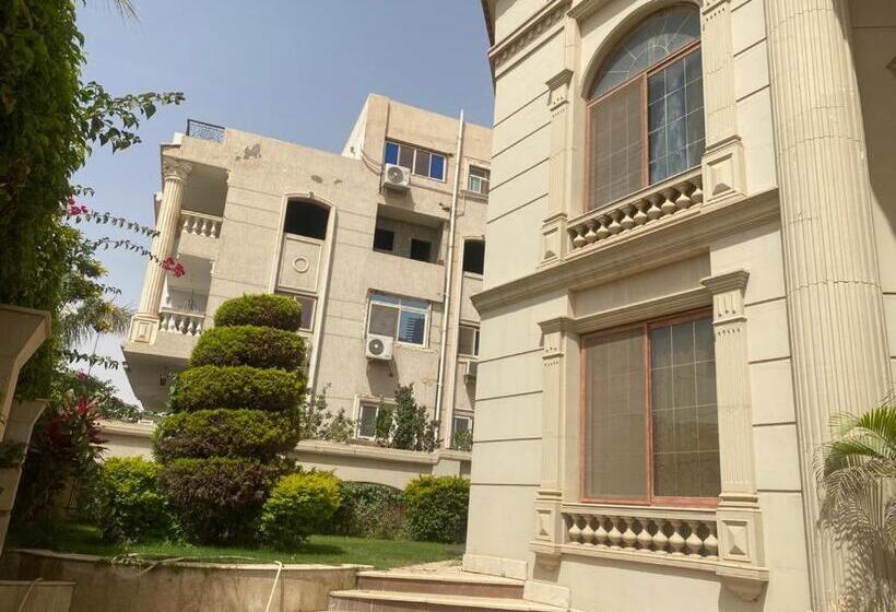 Super Luxurious Villa With Large Landscape Areas