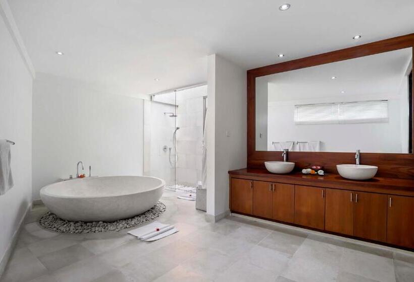 Villa Blanca By Alfred In Bali