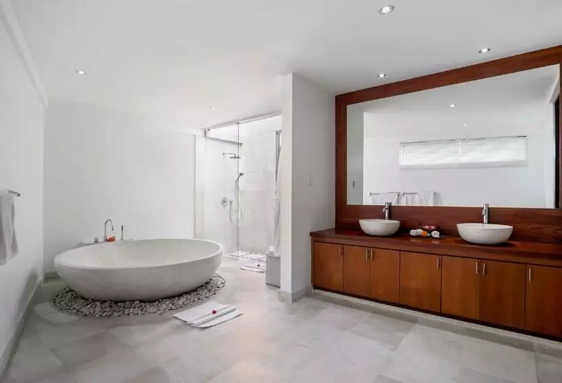 Villa Blanca By Alfred In Bali