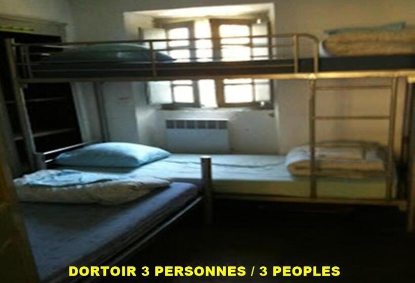 הוסטל Auberge De Jeunesse Chez Mc Donald