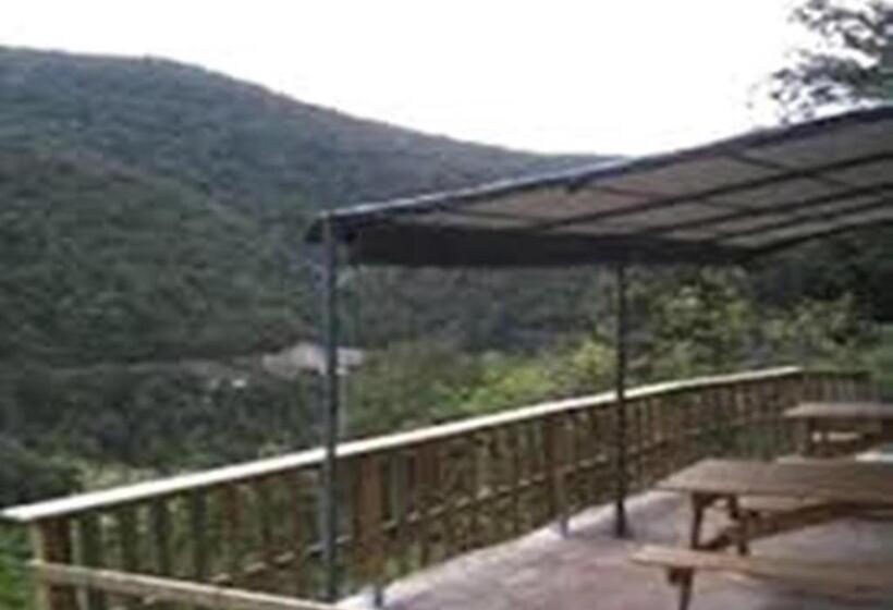 הוסטל Auberge De Jeunesse Chez Mc Donald