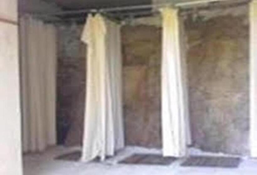 הוסטל Auberge De Jeunesse Chez Mc Donald